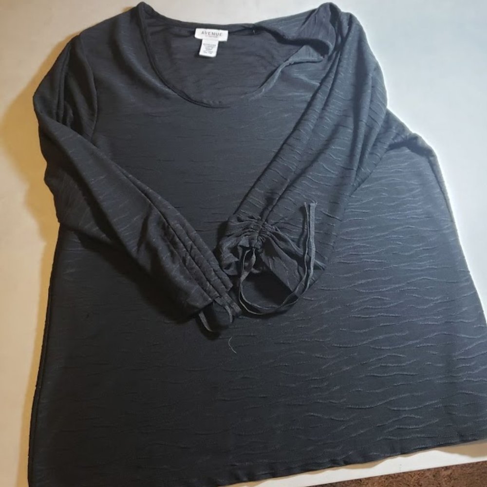 Avenue Stretch Black 3 quarter